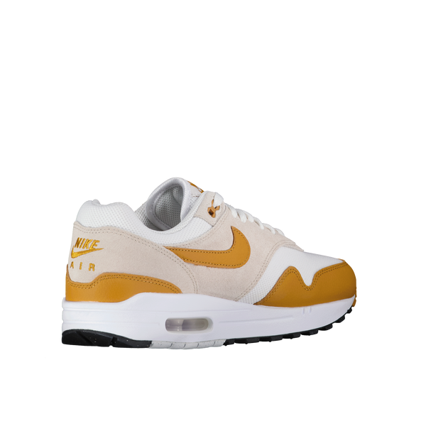 Nike air max 1 white and gold hot sale