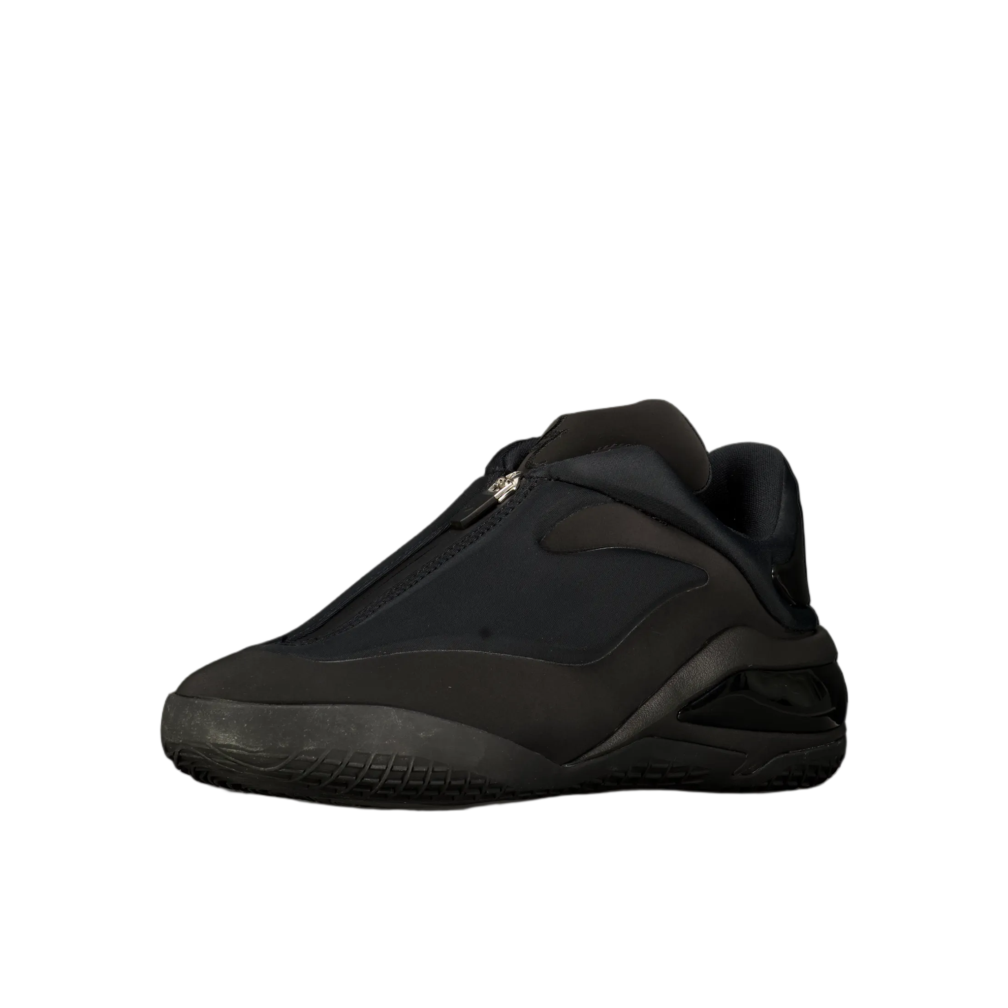 Shai 001 'Charm Black'