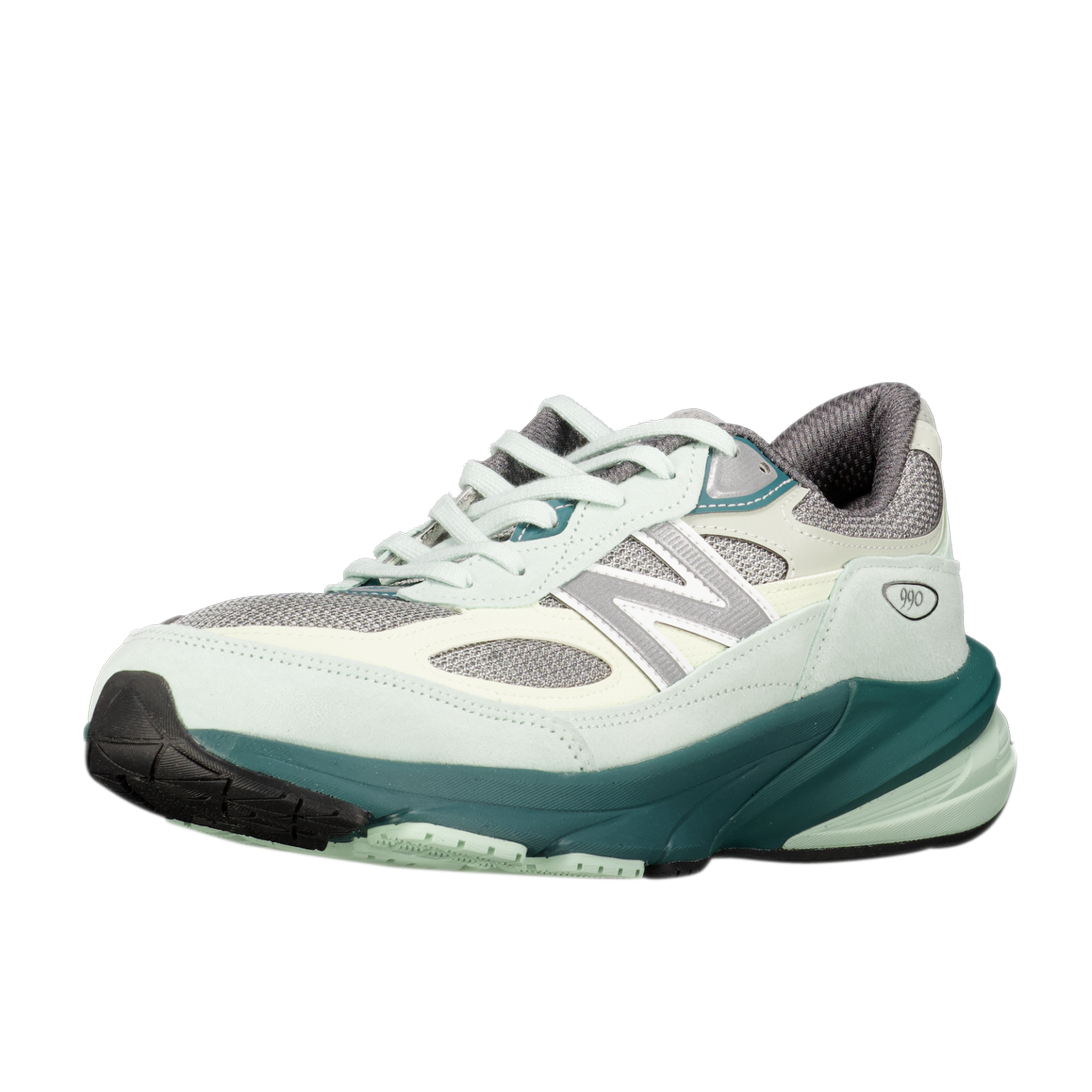 Made in USA 990v6 'Clay Ash'